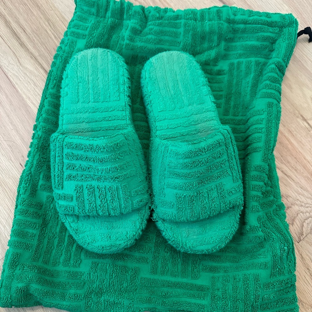 Bottega Veneta Green Terry Cloth Slide Sandals